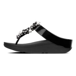 Deco Black Pearlized Patent Faux Leather Thong Sandal -Rockport Store fitdeco01a
