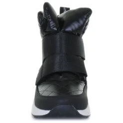 Tiffany Black -Rockport Store wantiffany01e